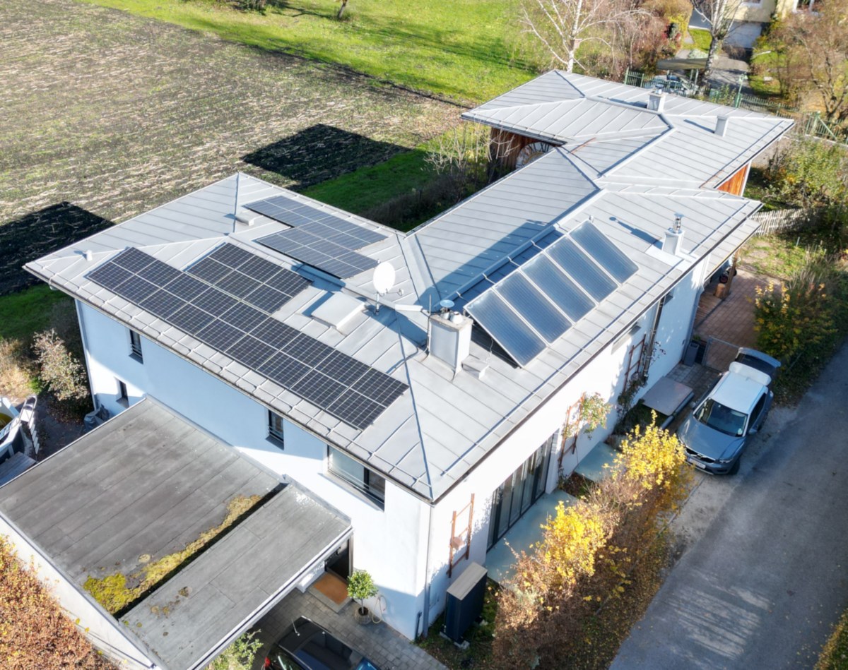 Haus der Familie Thaller mit Photovoltaikanlage