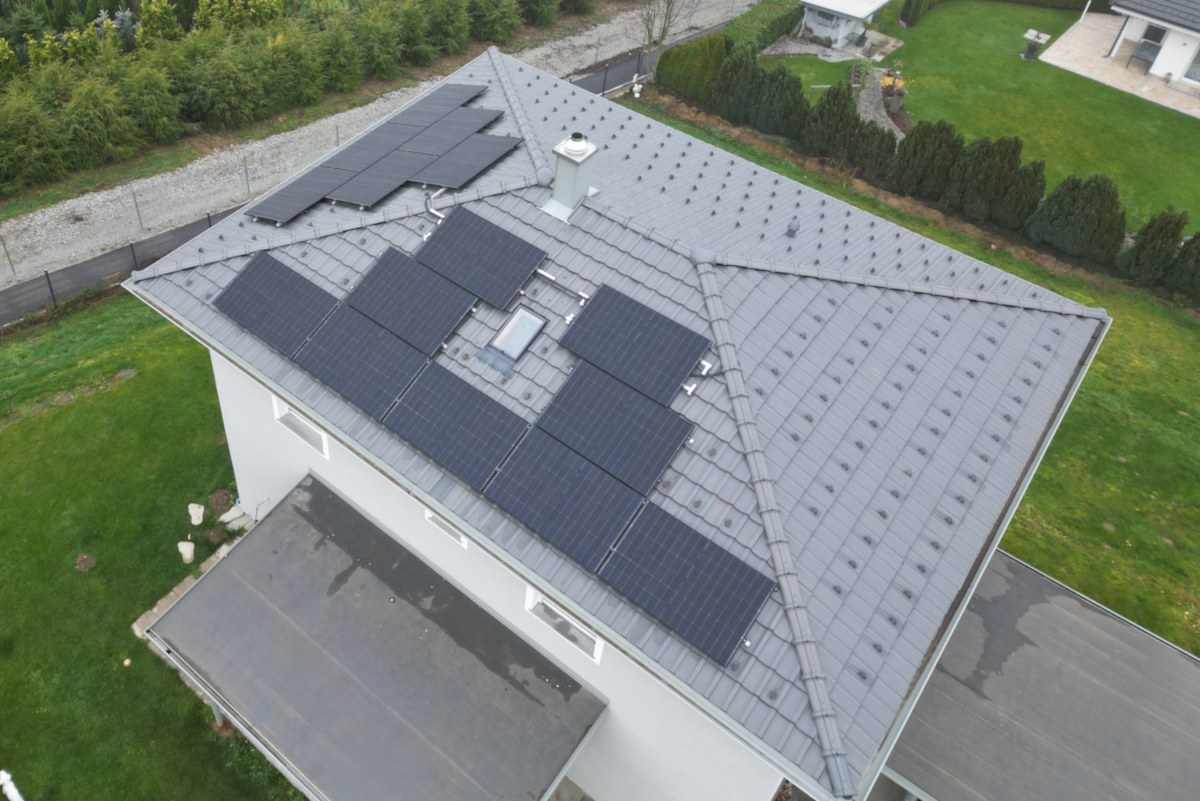 Haus der Familie Poljak mit Photovoltaikanlage